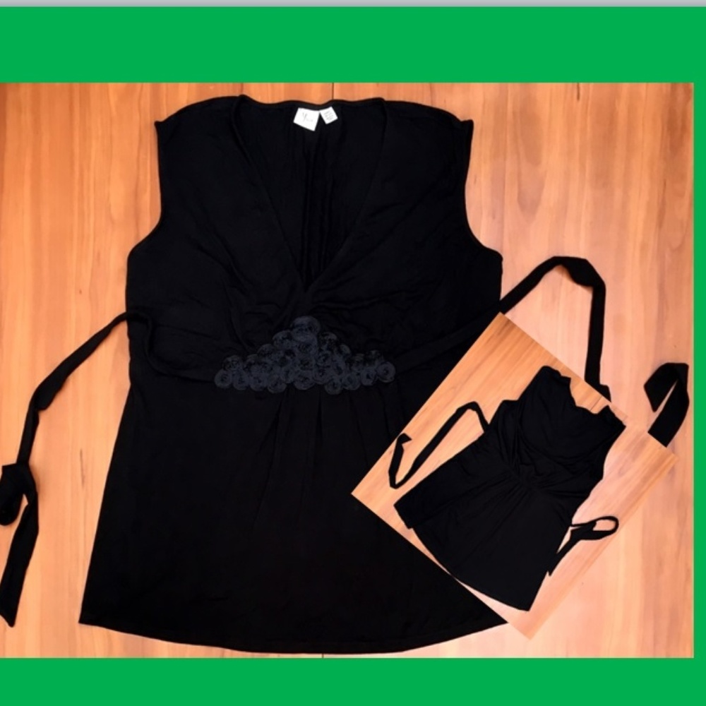 PLUS 💐 Yves Black Empire Rayon Top - 18/20